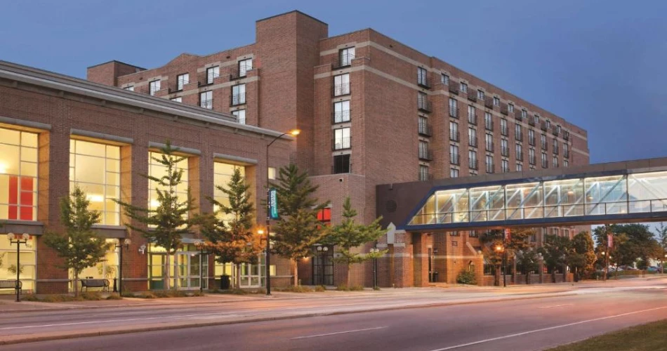 Game Day Stays: The Closest Hotels to Lambeau Field