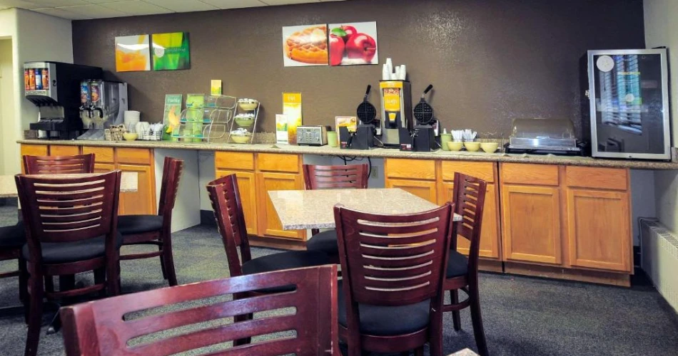 Affordable Comfort: Cheap Hotels Near Lambeau Field for Your Green Bay Trip
