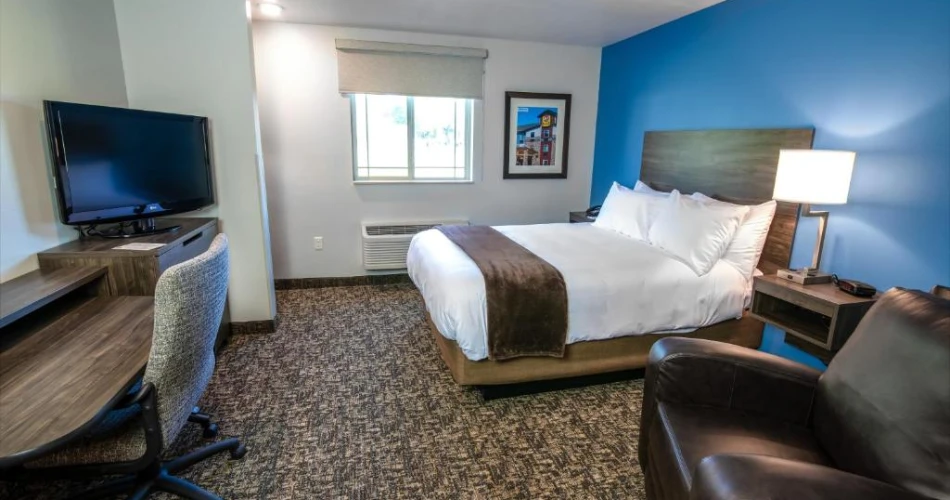 Touchdown Stays: Discover Top Hotels Near Lambeau Field
